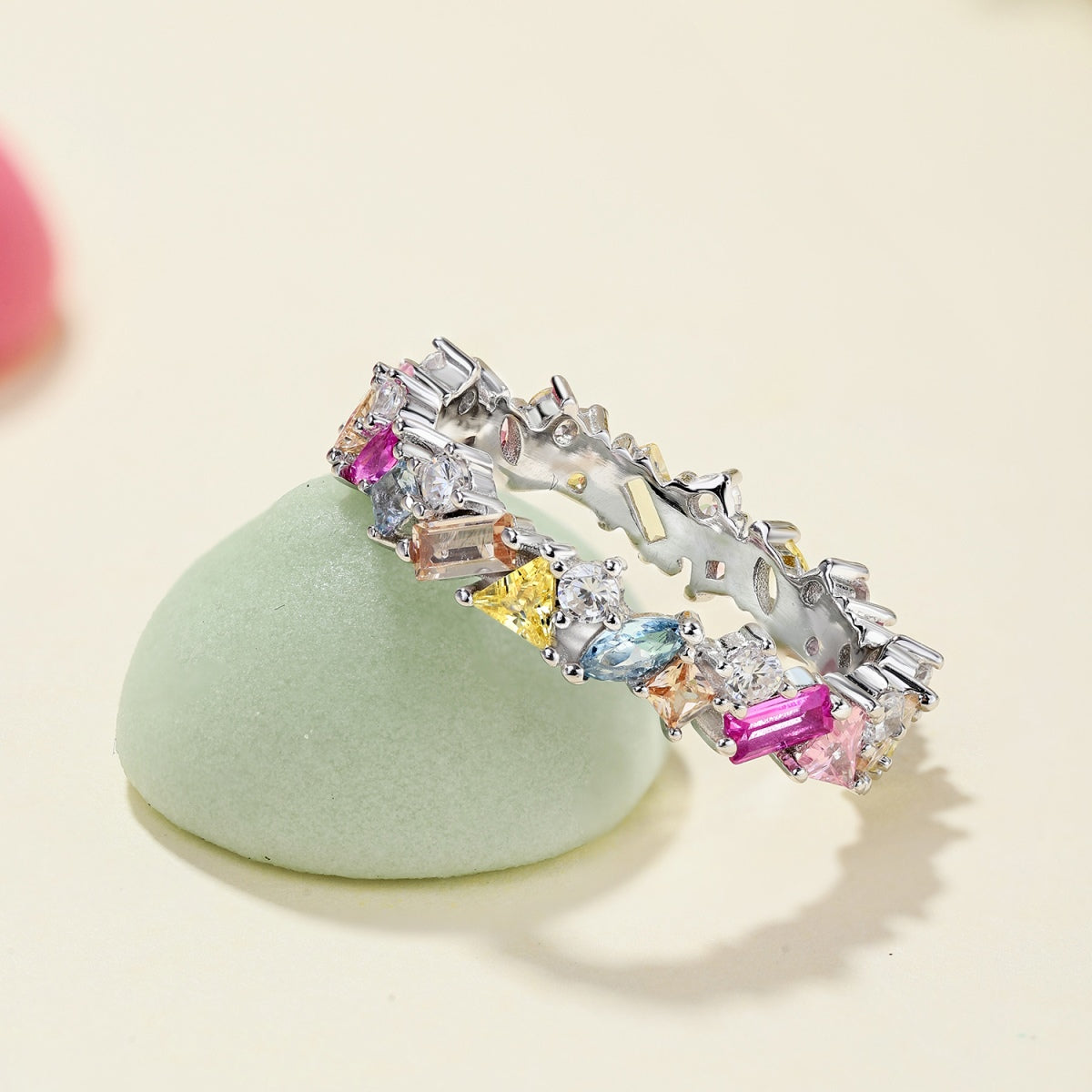 [BASLOVE]Dazzling Polychromatic Multi cut Daily Ring