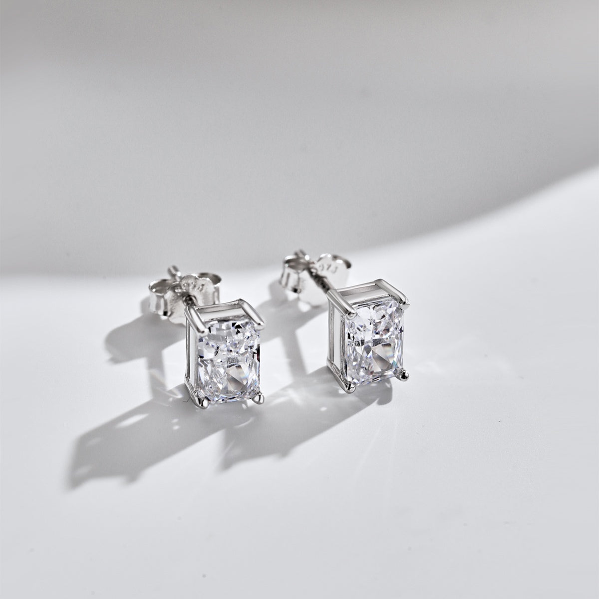 [BASLOVE]Radiant Luxurious Princess Cut Daily Earrings