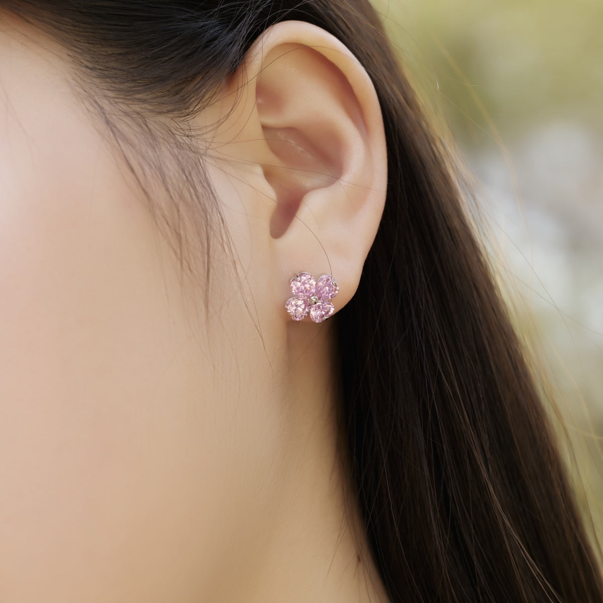 [BASLOVE]Four-Leaf Clover Ball Earrings