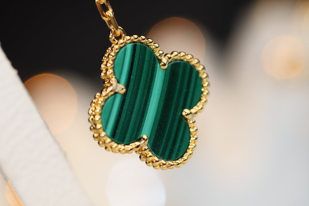 [basloveJW]CLOVER EARRINGS GOLD MALACHITE DIAMOND 3 MOTIF