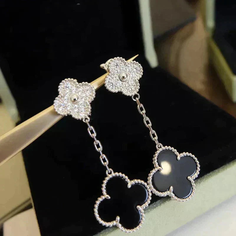 [basloveJW]CLOVER 2 MOTIFS  DIAMOND ONYX EARRINGS SILVER