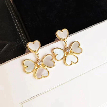 [basloveJW]CLOVER SWEET WHITE MOP EARRINGS