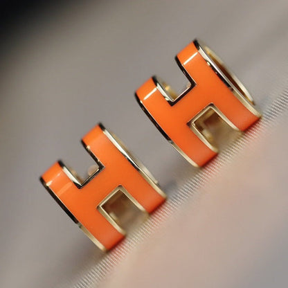 [Basjewels]MINI POP H EARRINGS ORANGE