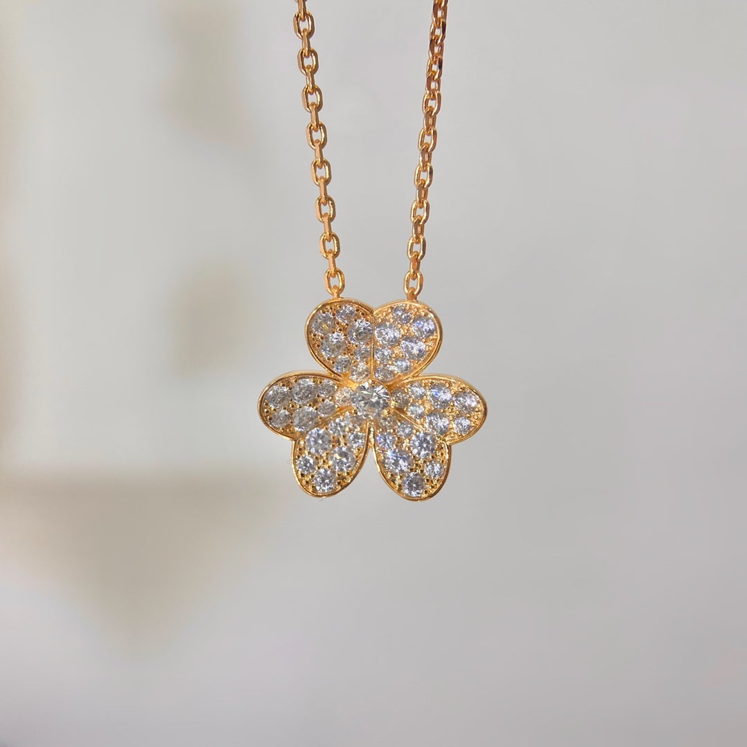 [basloveJW]FLOWER DIAMOND NECKLACE