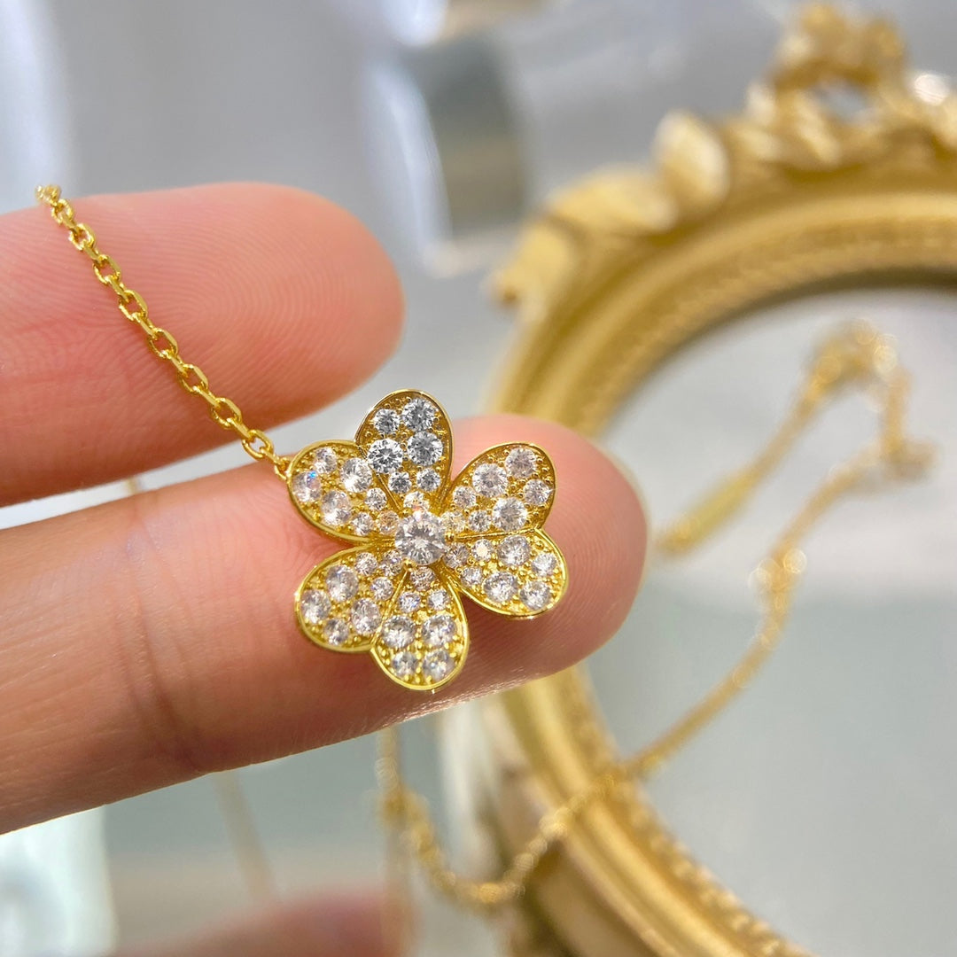 [basloveJW]FLOWER DIAMOND NECKLACE