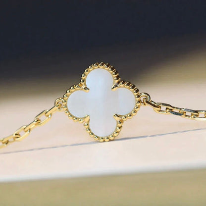 [basloveJW]CLOVER 20 MOTIFS WHITE MOP NECKLACE