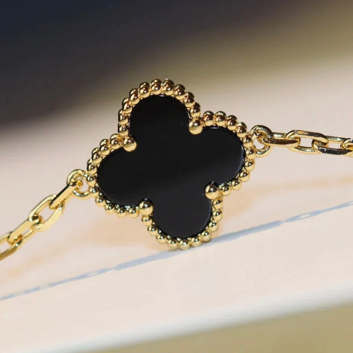 [basloveJW]CLOVER 20 MOTIFS ONYX NECKLACE