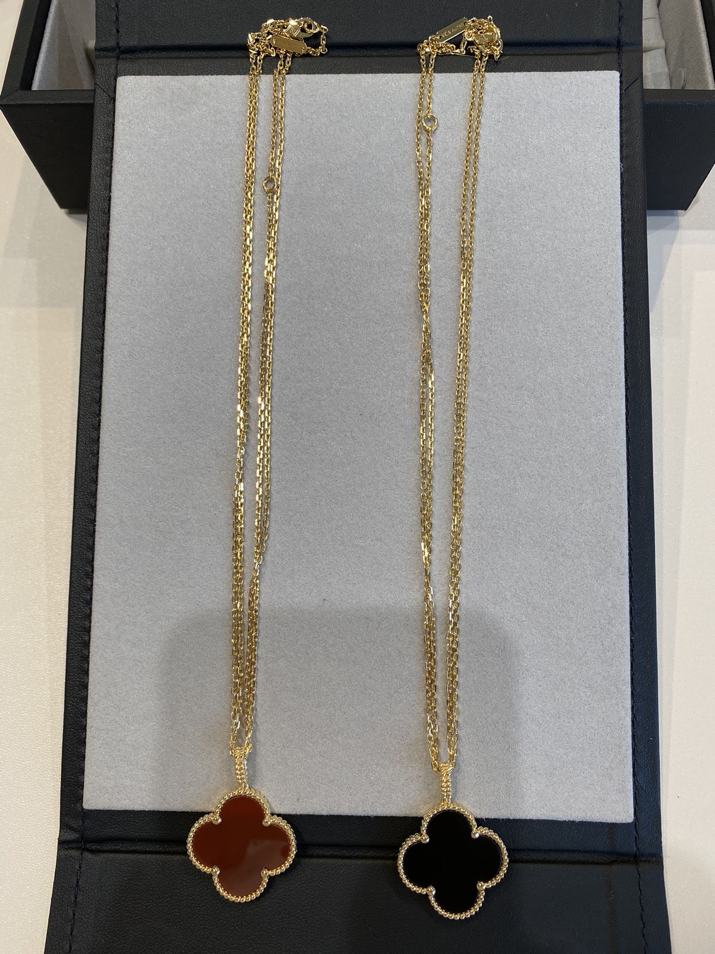 [basloveJW]CLOVER 25MM NECKLACE GOLD CARNELIAN