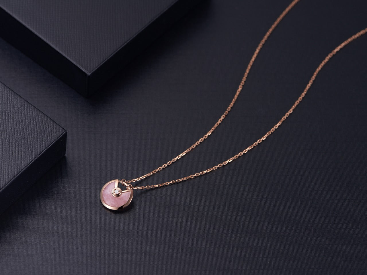 [basloveJW]AMULETTE ROSE GOLD PINK MOP NECKLACE