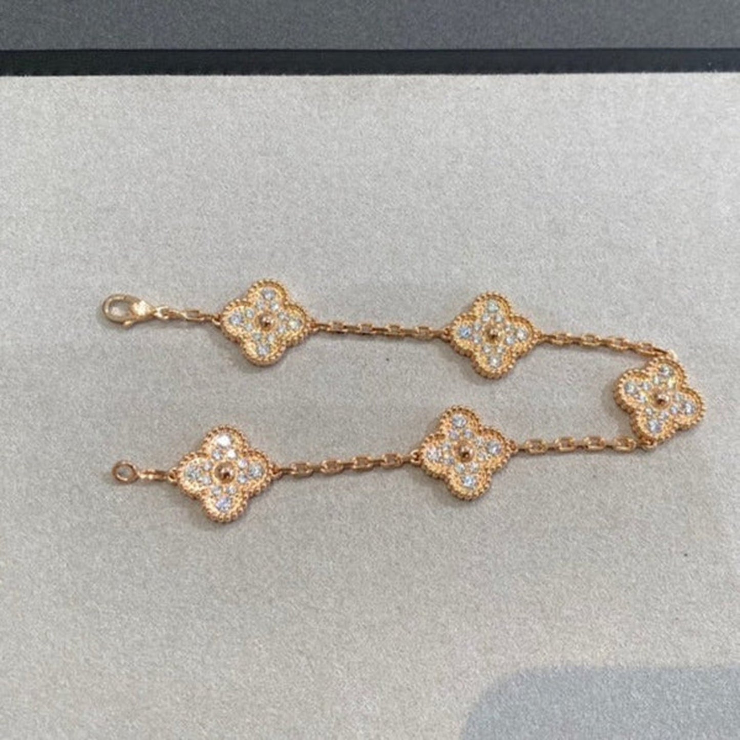 [basloveJW]CLOVER 5 MOTIFS  FULL DIAMOND BRACELET