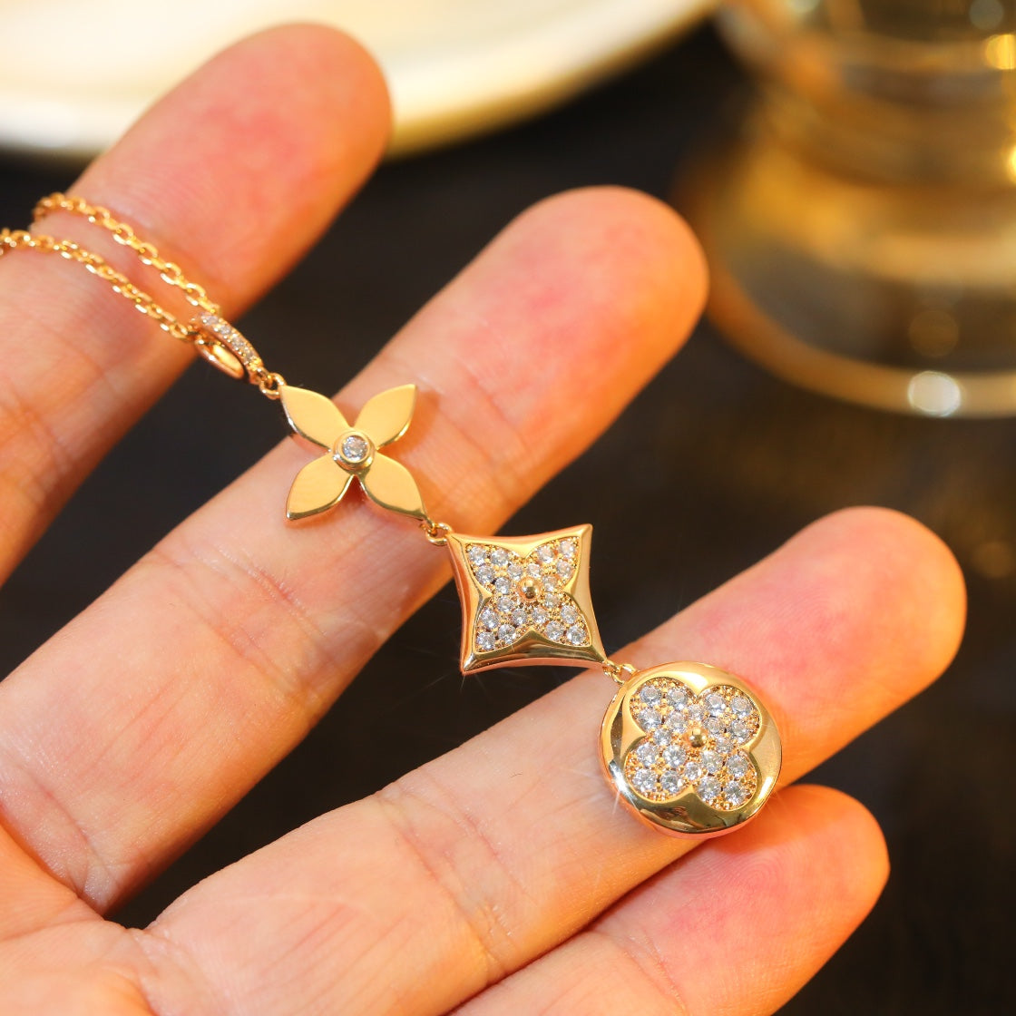 [Basjewels]STAR AND SUN DIAMOND PINK GOLD NECKLACE