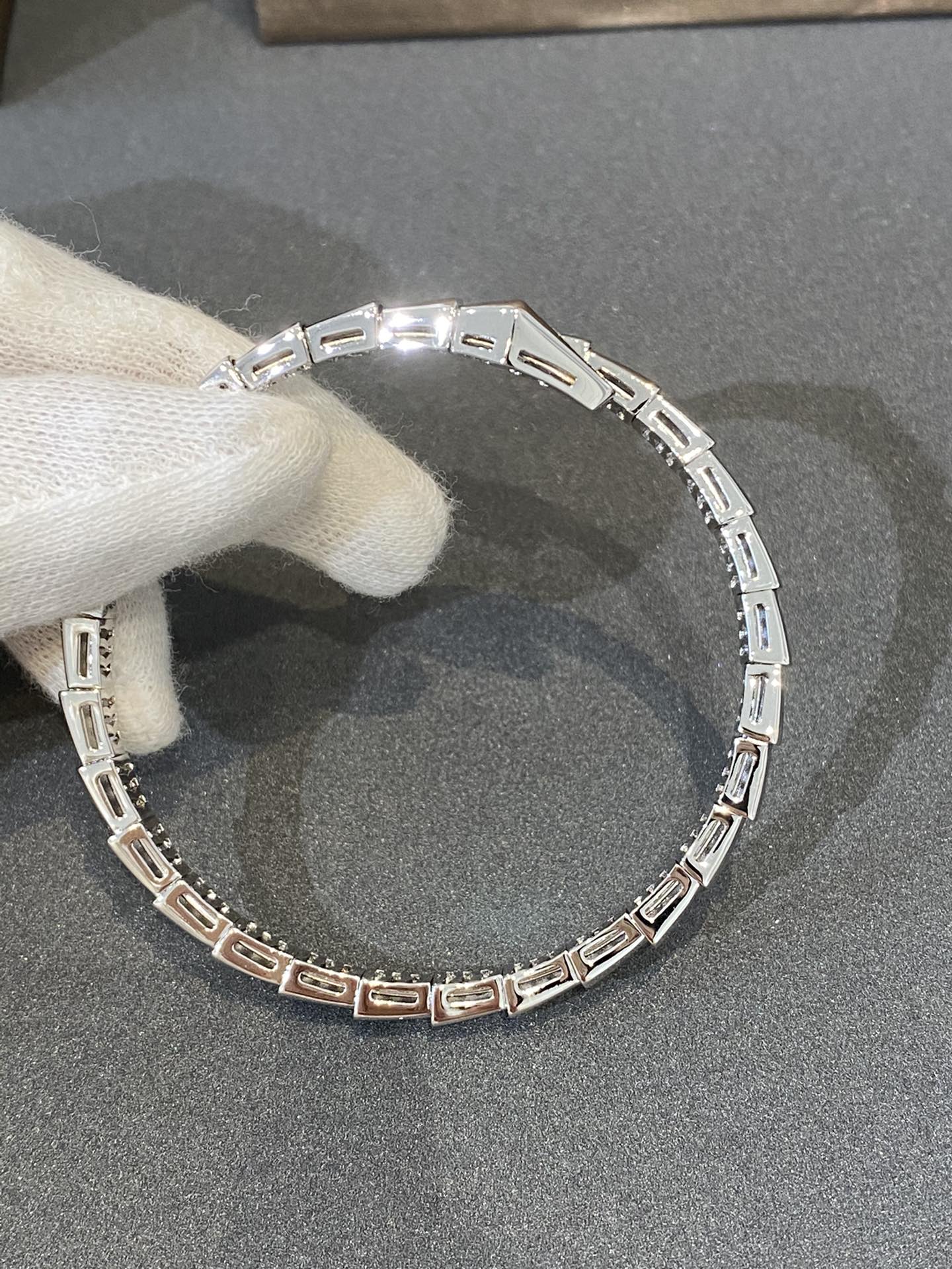 [Basjewels]SERPENTI BRACELET DIAMONDS SILVER