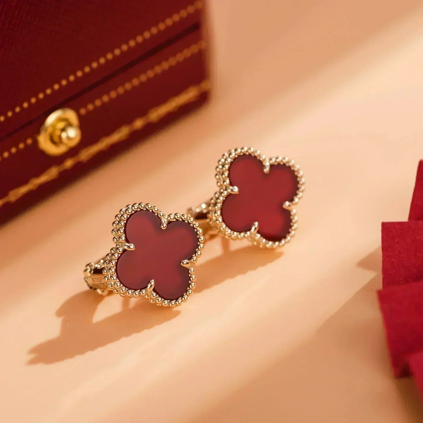 [basloveJW]CLOVER MEDIUM 1 MOTIFS CARNELIAN  EARRINGS