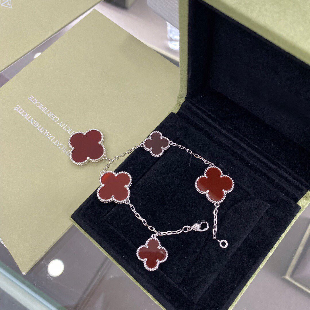 [basloveJW]CLOVER 5 MOTIFS SIVLER CARNELIAN BRACELET