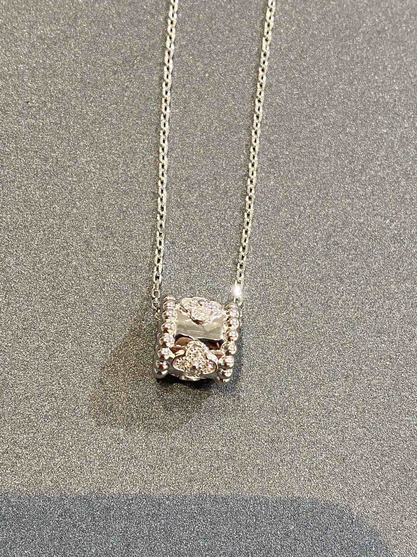 [basloveJW]PERLEE PEDANT SIVLER DIAMOND NECKLACE