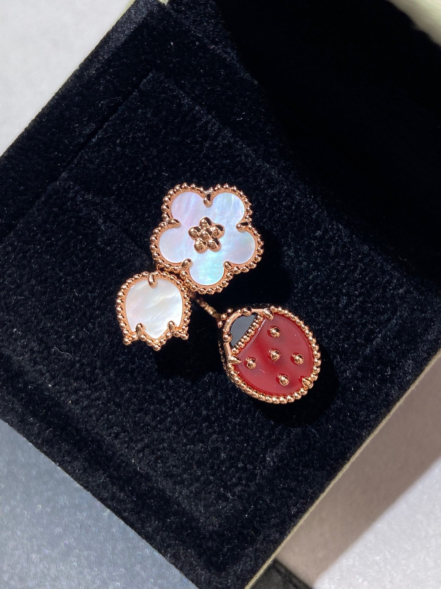 [basloveJW]LUCKY 3 MOTIF ROSE GOLD RING