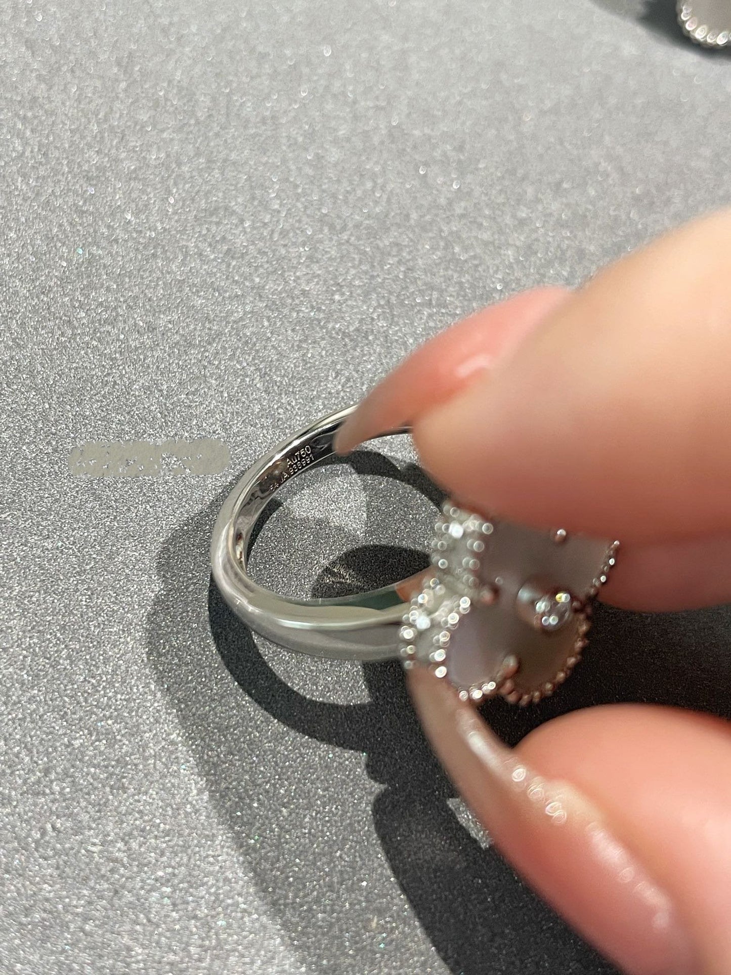 [basloveJW]CLOVER SILVER MOP DIAMOND RING