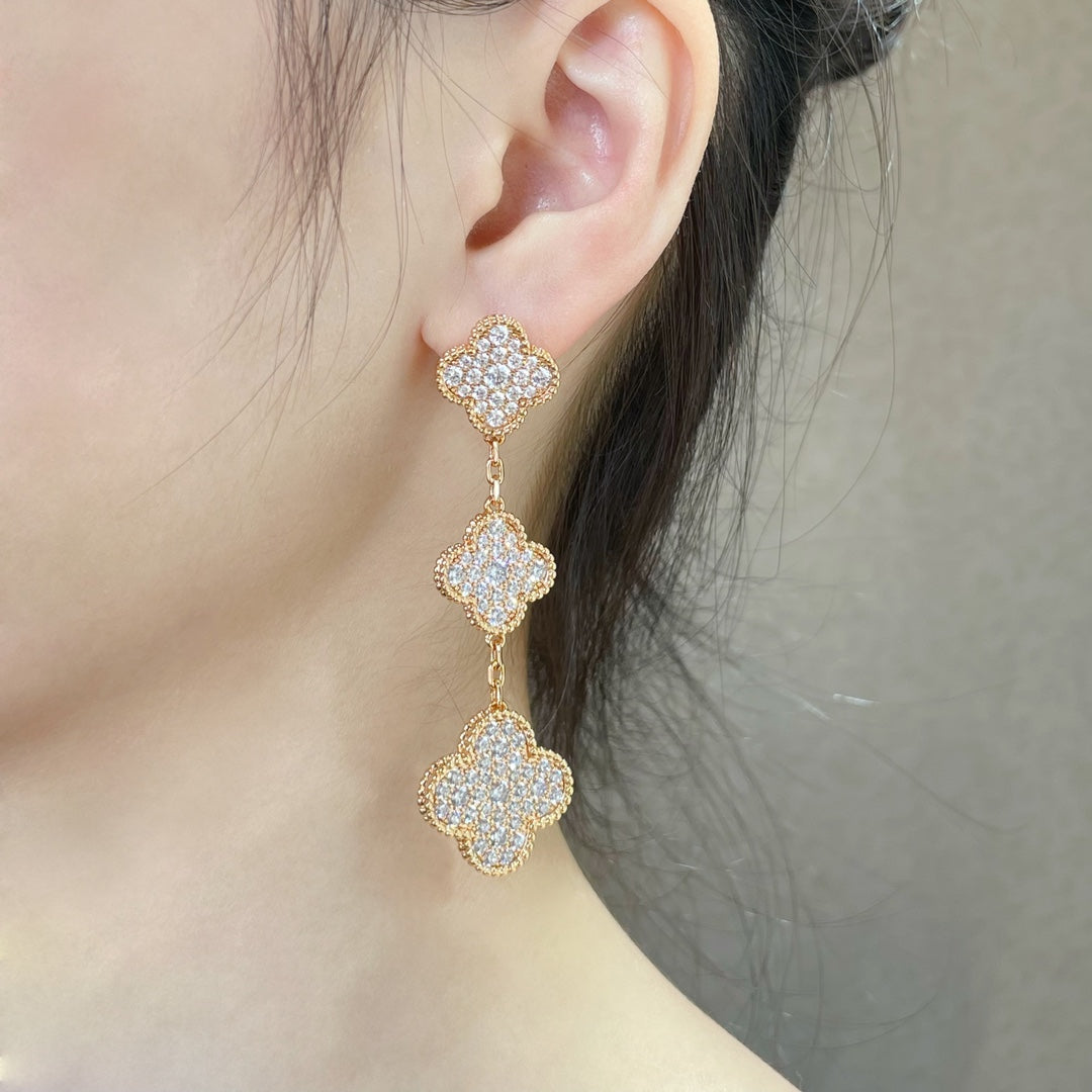 [basloveJW]CLOVER 3 MOTIFS DIAMOND PAVED ROSE GOLD EARRINGS