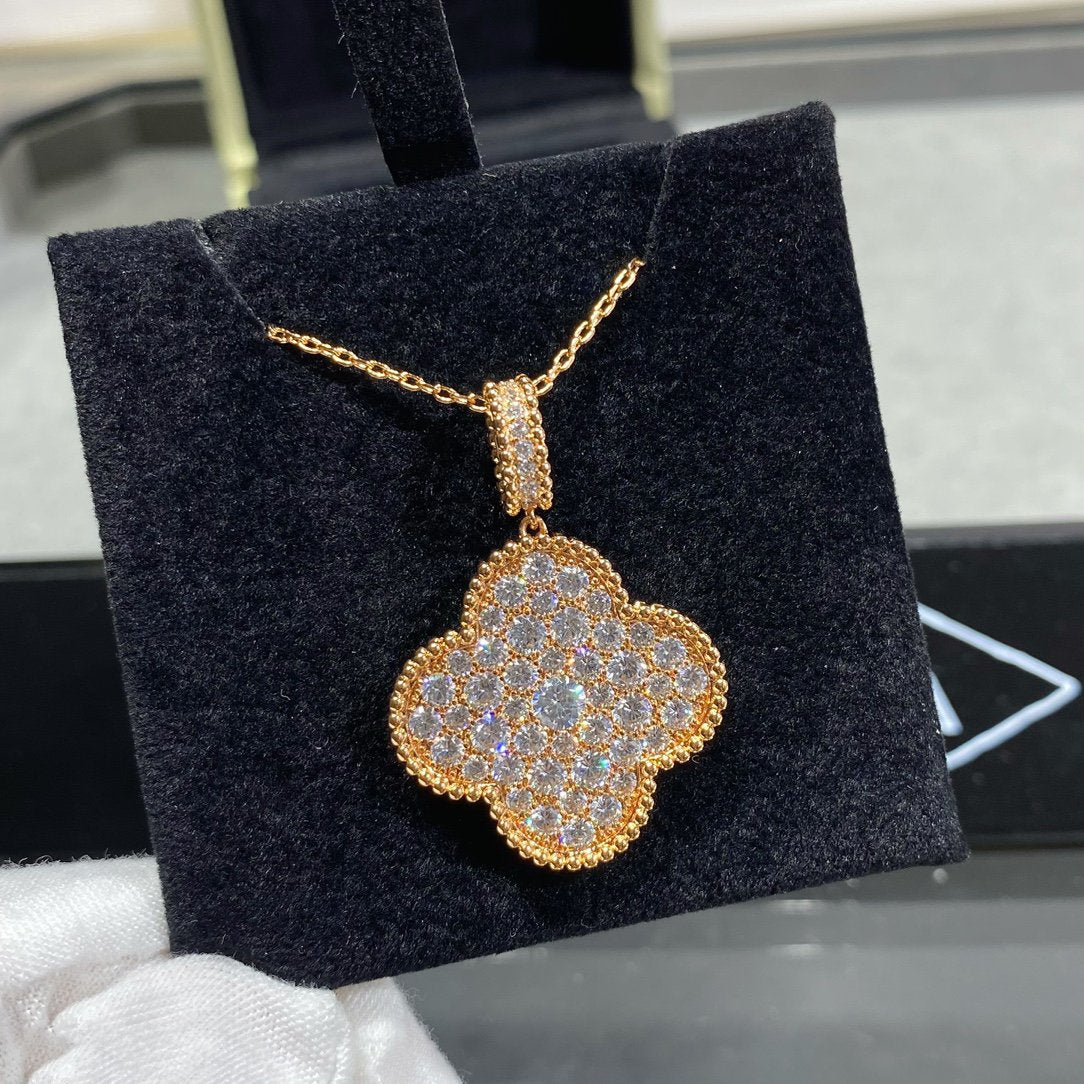 [basloveJW]CLOVER 25MM LARGE PEDANT DIAMOND PAVED LONG NECKLACE