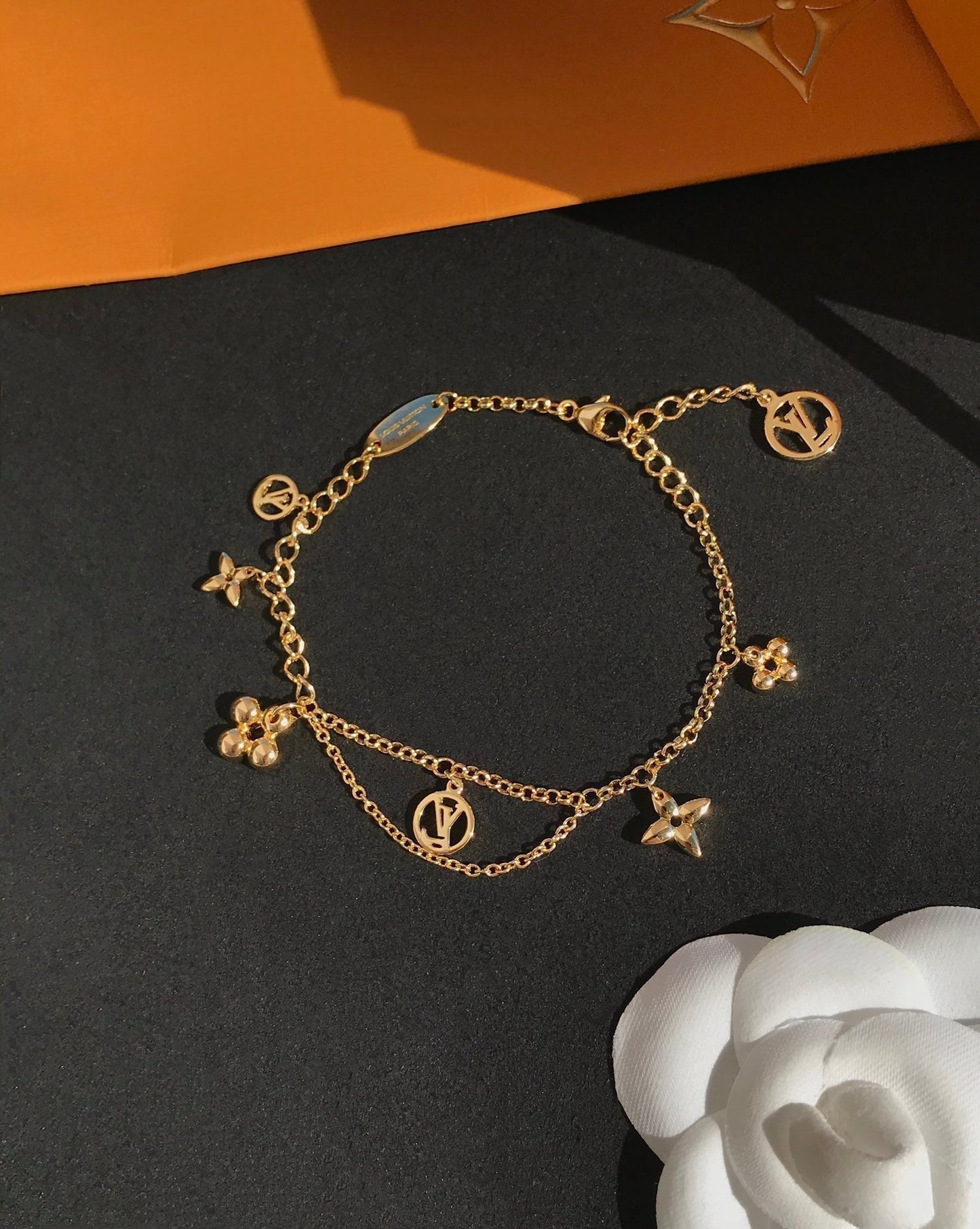 [Basjewels]BLOOMING PINK GOLD MOP BRACELET