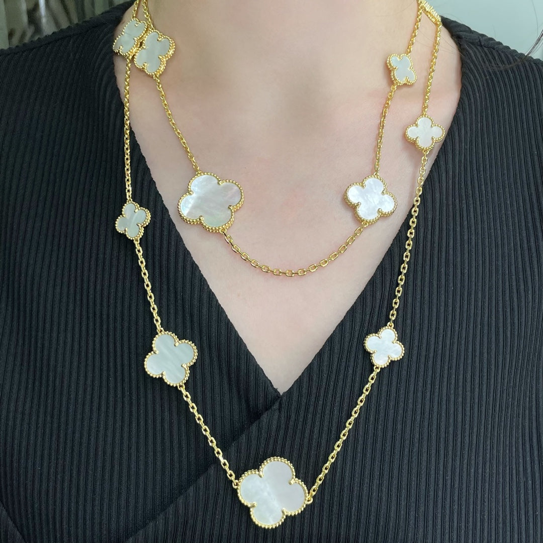 [basloveJW]CLOVER 16 MOTIF WHITE MOP GOLD NECKLACE