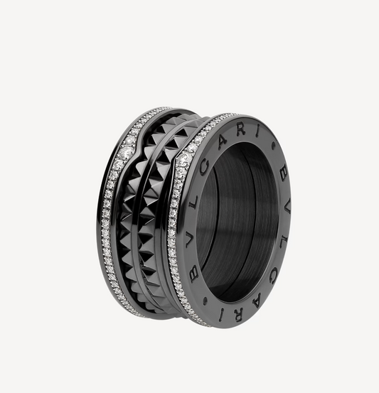 [Basjewels]ZERO 1 ROCK FOUR-BAND BLACK CERAMIC WITH STUDDED SPIRAL AND PAVED DIAMONDS RING