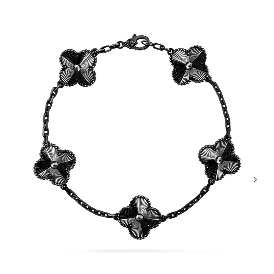 [basloveJW]CLOVER 5 MOTIF BLACK BRACELET