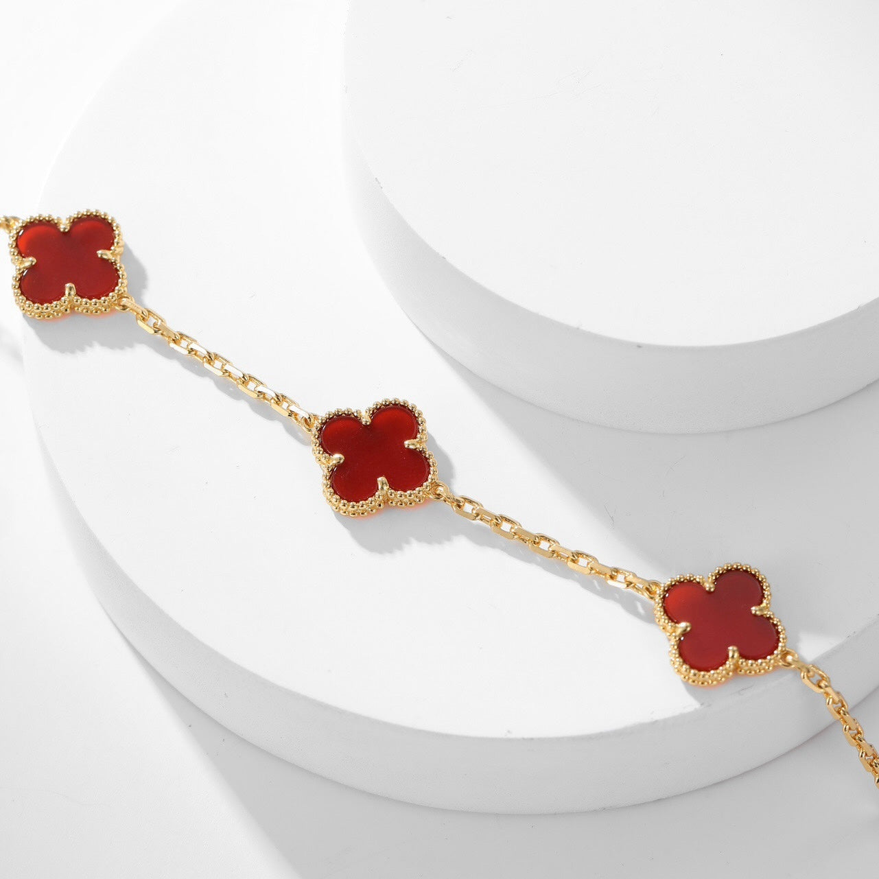 [Basjewels]CLOVER 10 MOTIFS CARNELIAN NECKLACE