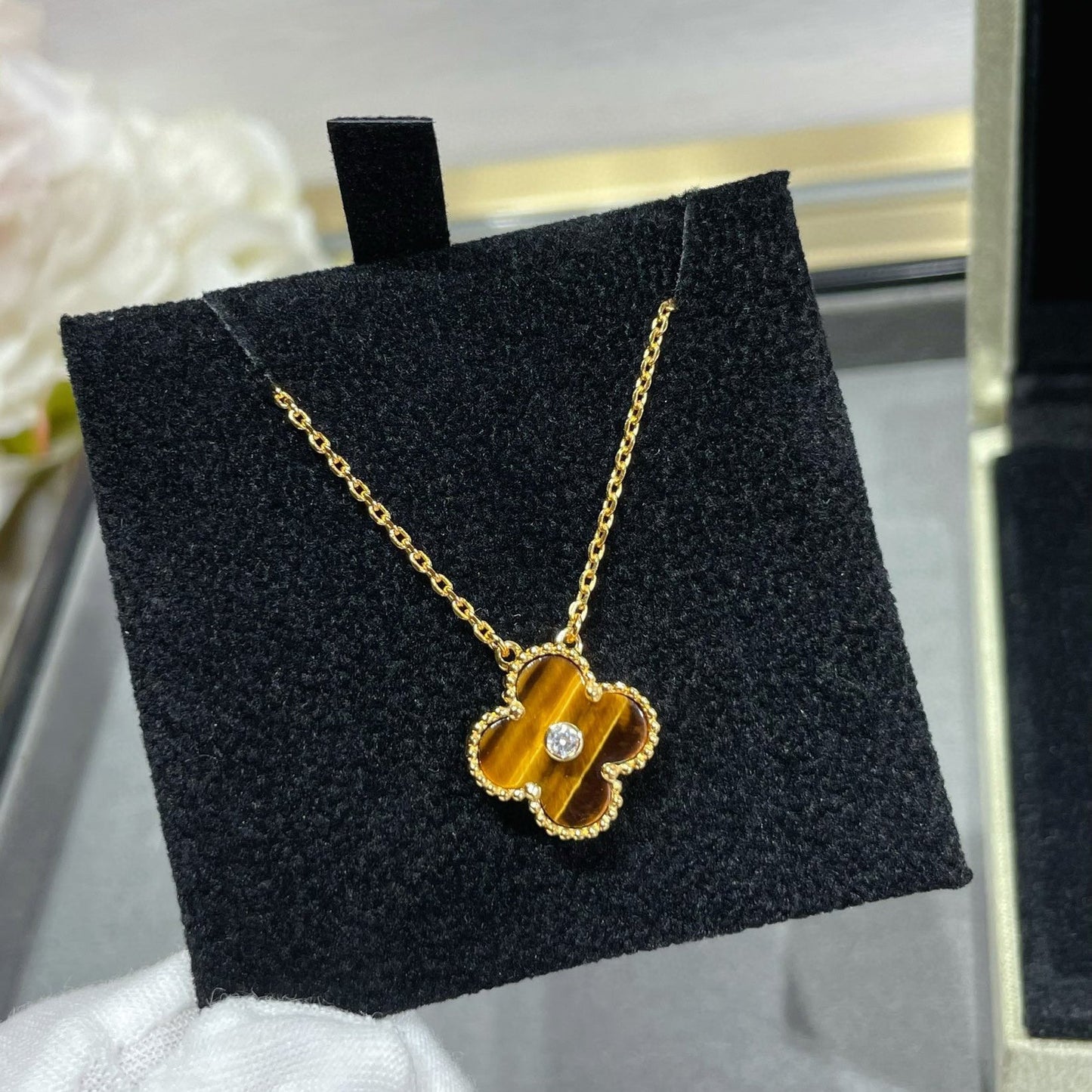 [basloveJW]CLOVER 15MM DIAMOND AND YELLOW TIGER'S EYE AGATE necklace