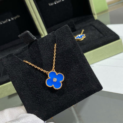 [basloveJW]CLOVER 15MM DIAMOND AND BLUE AGATE NECKLACE