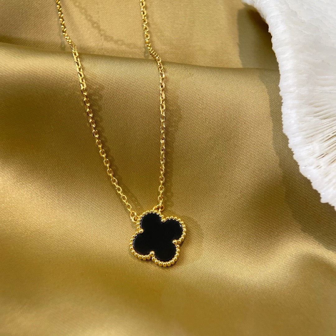 [basloveJW]CLOVER 15MM BLACK ONYX SINGLE FLOWER NECKLACE