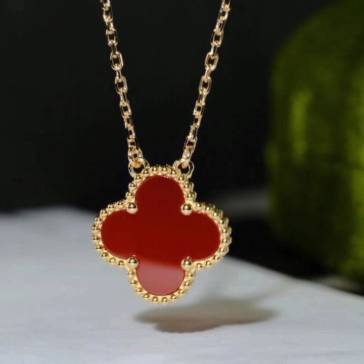 [basloveJW]CLOVER 15MM CARNELIAN SINGLE FLOWER NECKLACE