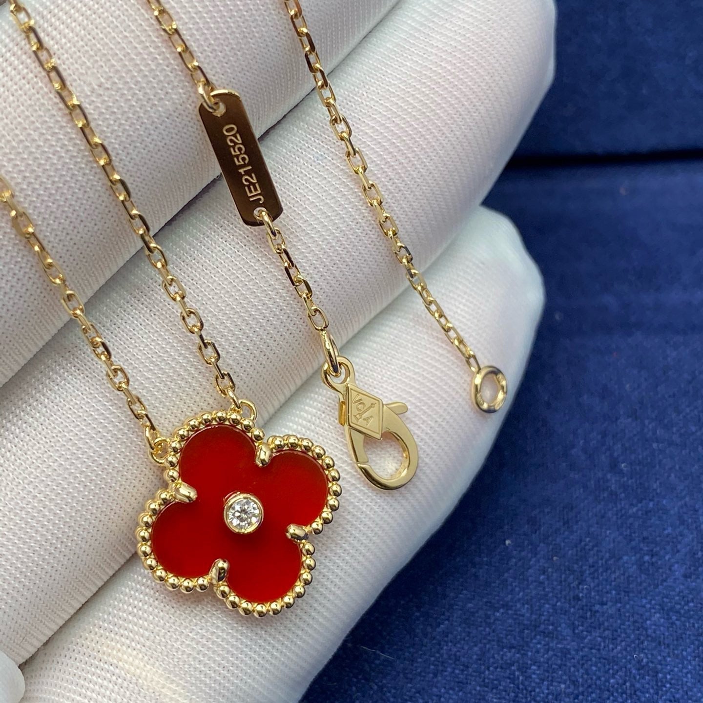 [basloveJW]CLOVER 15MM DIAMOND CARNELIAN NECKLACE