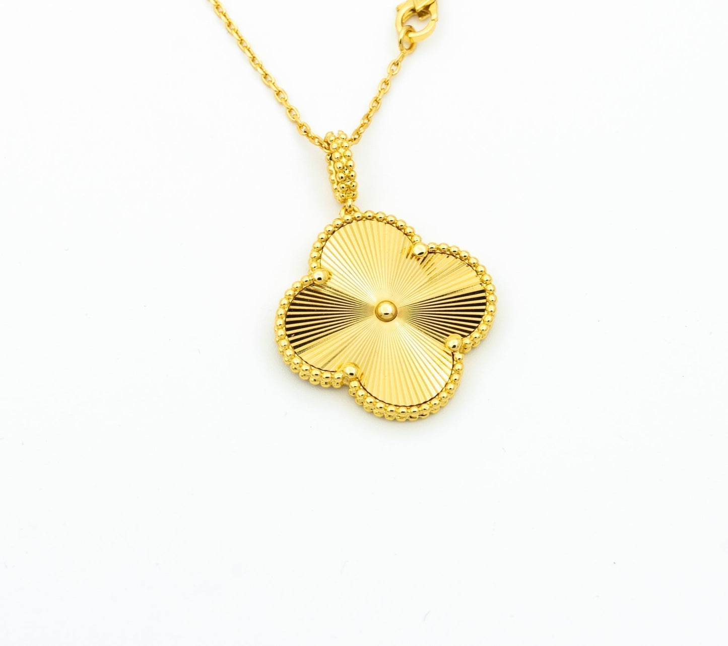 [basloveJW]CLOVER 25MM PEDANT NECKLACE GOLD