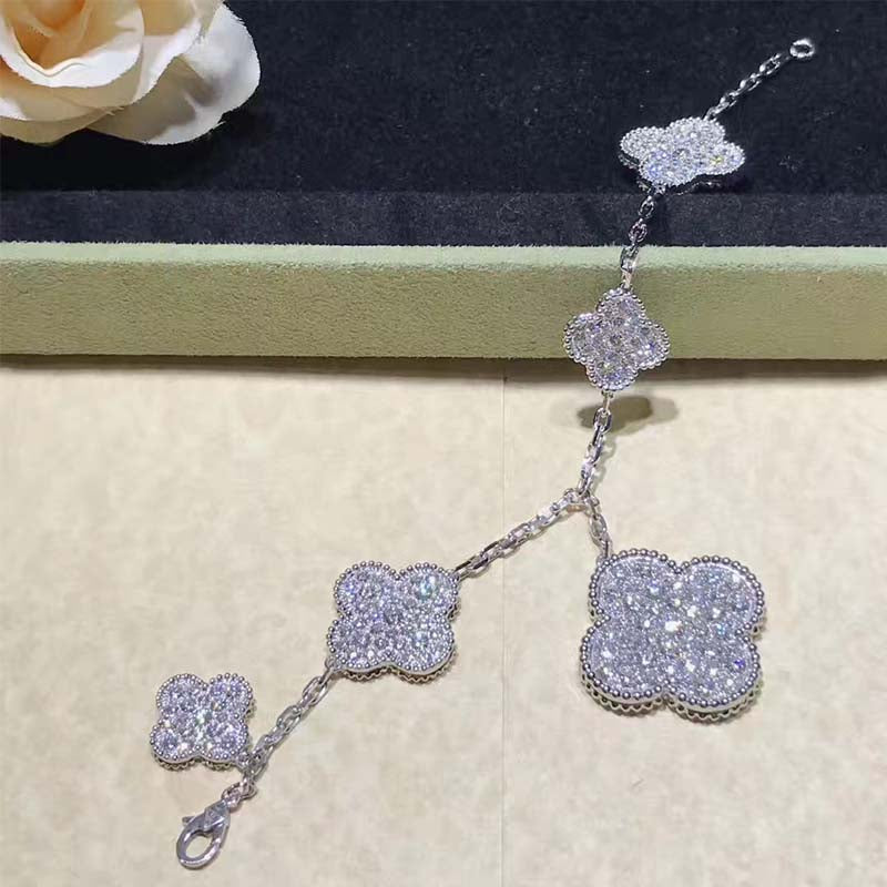 [basloveJW]CLOVER 6 MOTIFS SILVER DIAMOND BRACELET