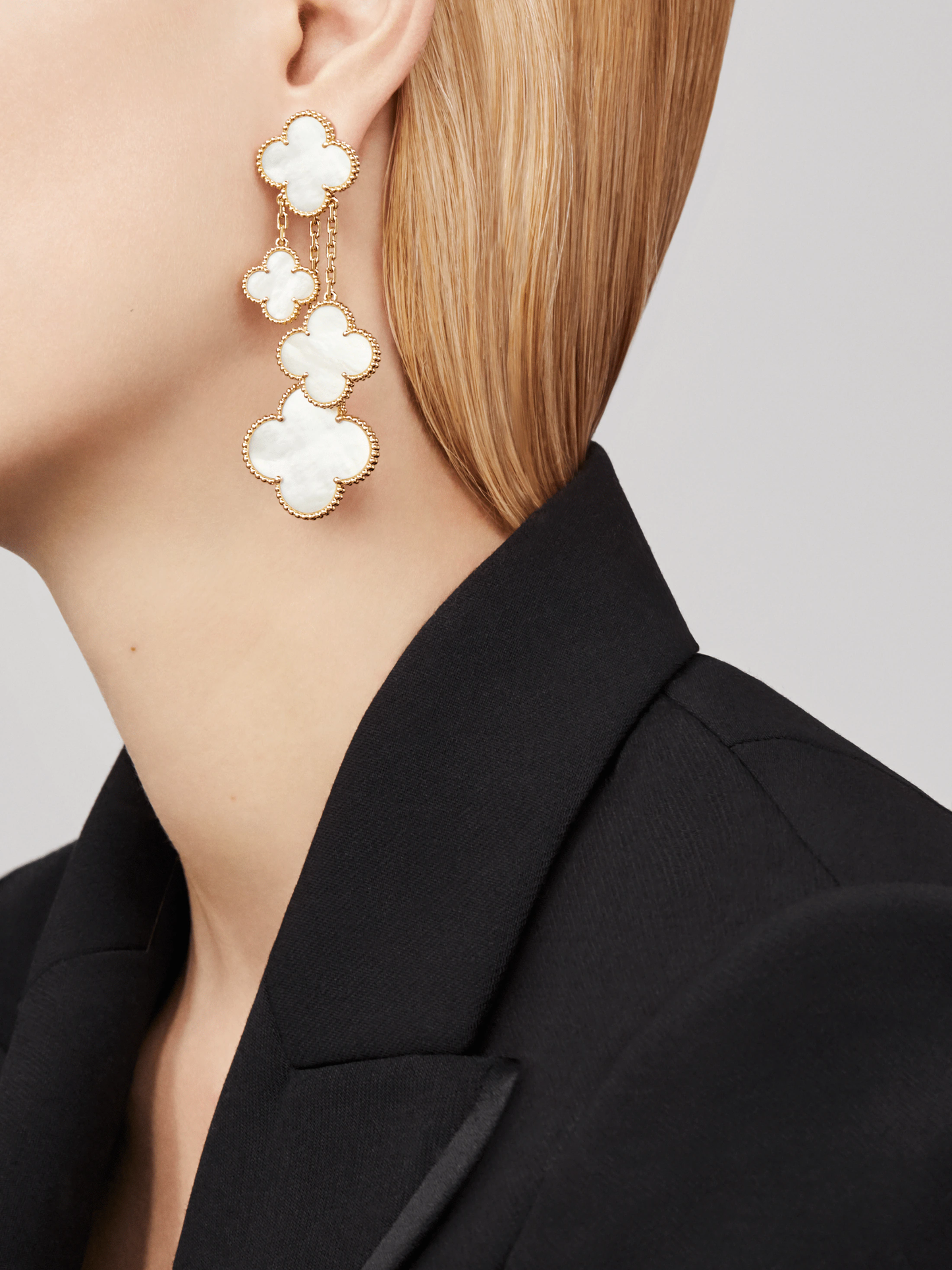 [basloveJW]CLOVER EARRINGS WHITE MOP 4 MOTIFS GOLD